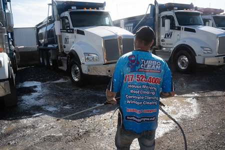 Streamline Your Operation by Outsourcing Commercial Pressure Washing Services Thumbnail