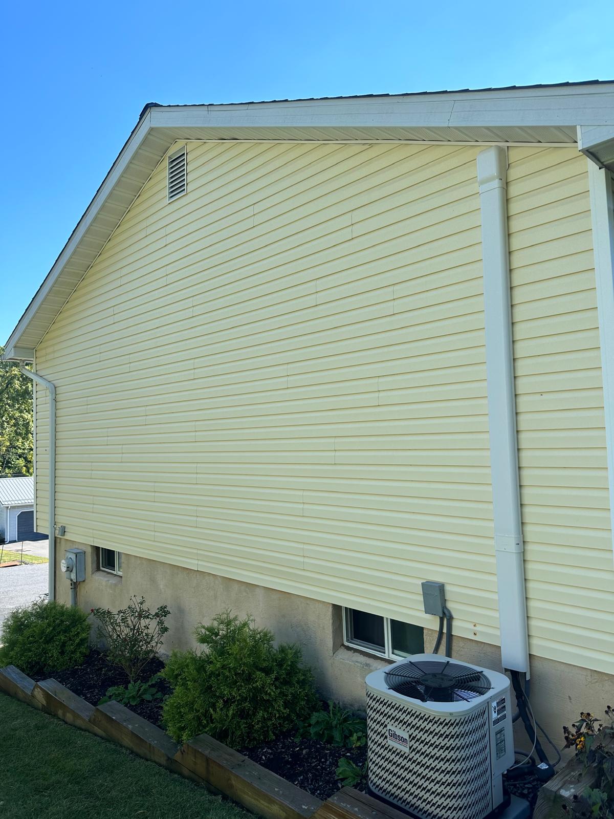 House Washing & Siding Restoration